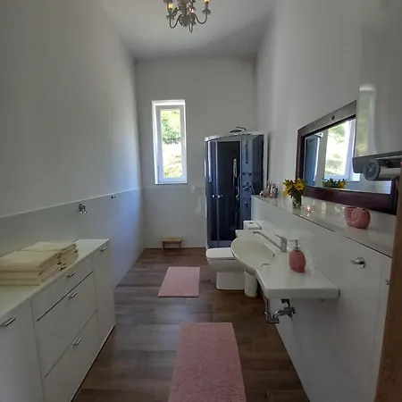 U Vajdov Apartment