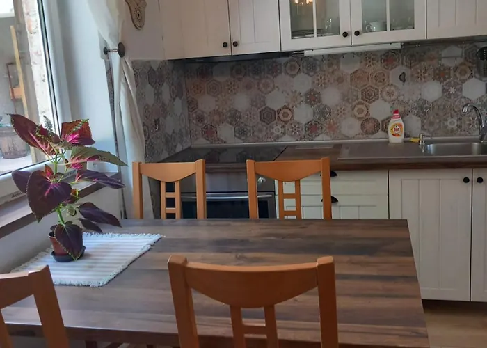 U Vajdov Apartment *